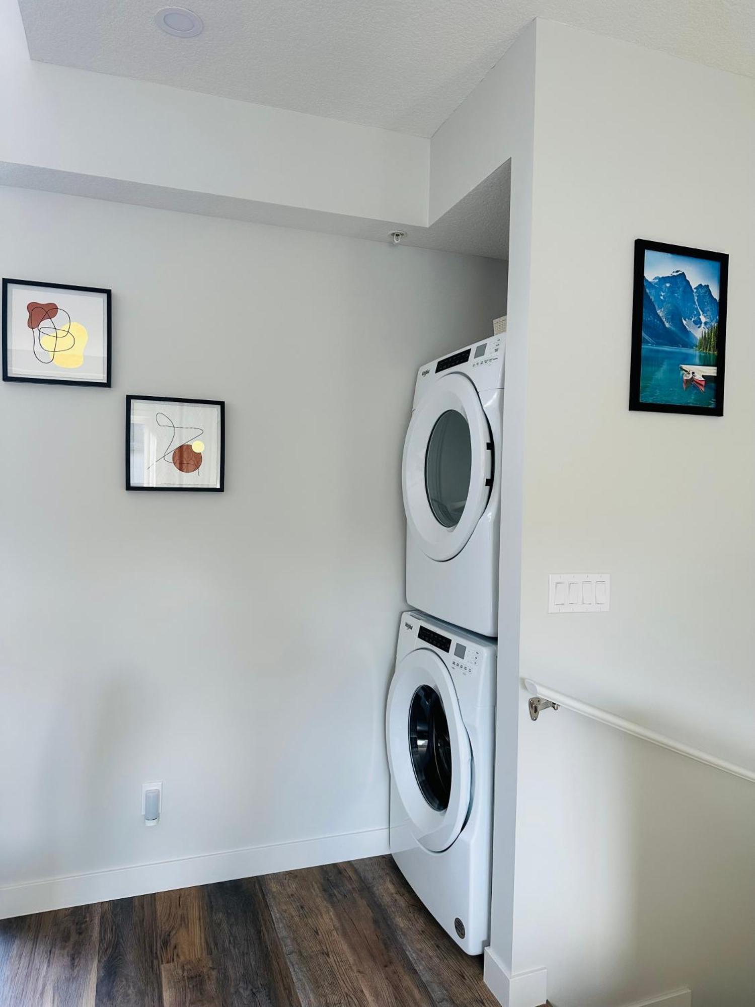 Three Townhouse Combo - Family Mountain Retreats Canmore